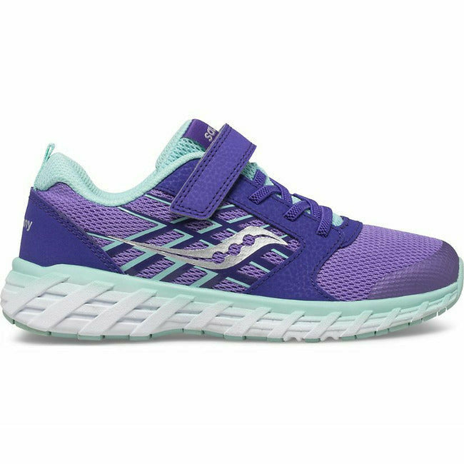  SAUCONY FOOTWEAR Roderer Shoe Center