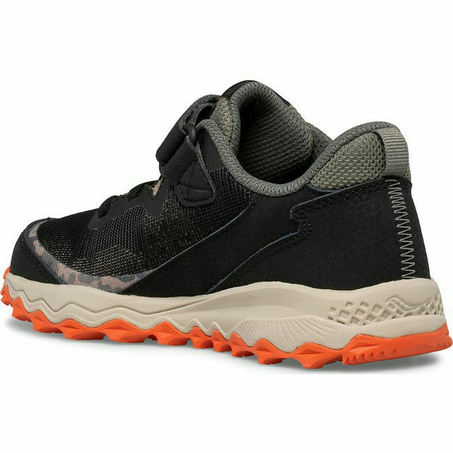  SAUCONY FOOTWEAR Roderer Shoe Center