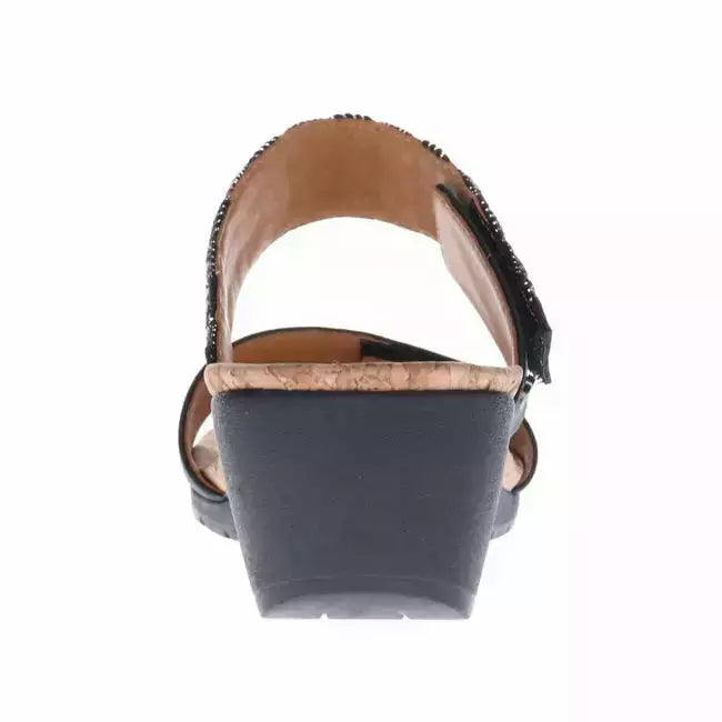  REVERE FOOTWEAR Roderer Shoe Center