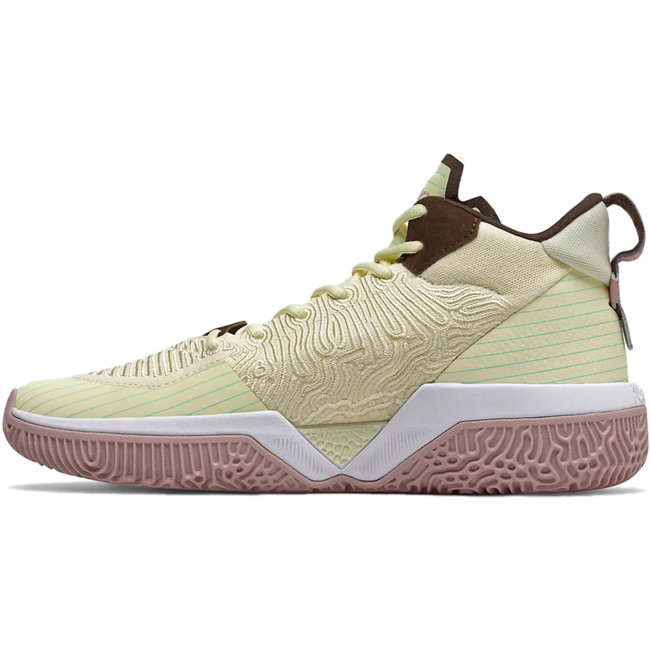 New Balance Men s TWO WXY Basketball Shoe