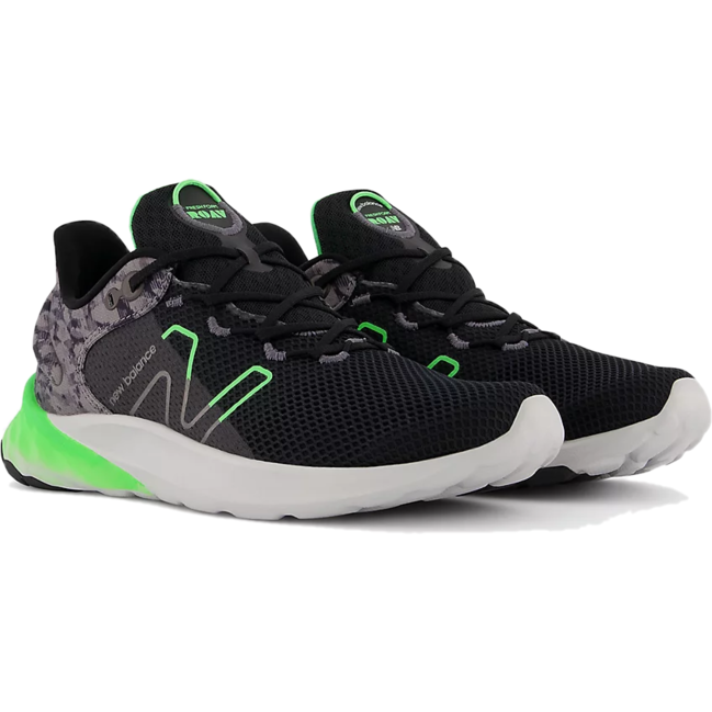 Boys New Balance Fresh Foam Roav V2 Running Shoes 6.5 Black
