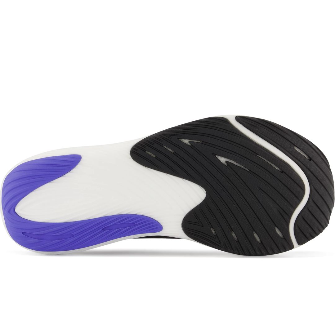 Sole of New Balance Women&
