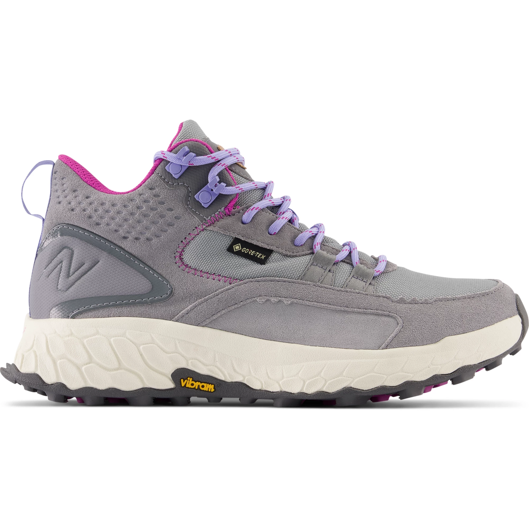 Side of New Balance Women&