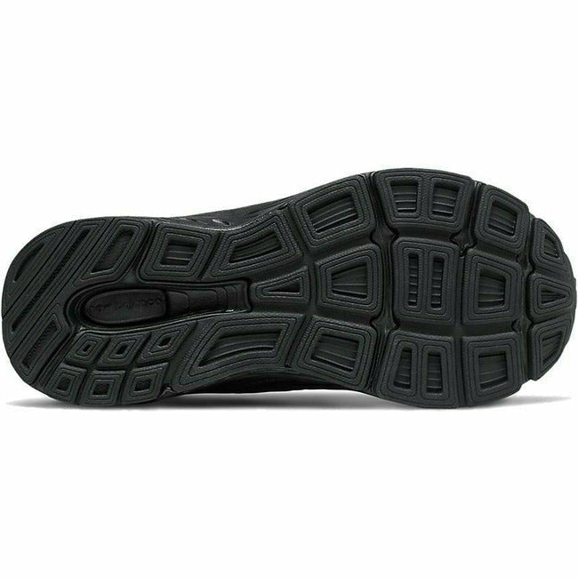  NEW BALANCE FOOTWEAR Roderer Shoe Center